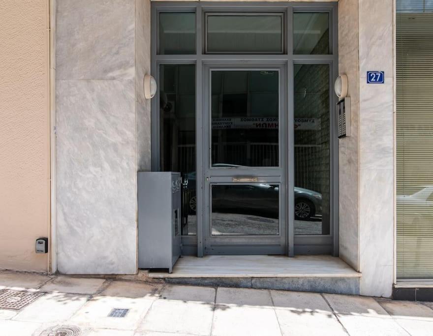 Kelly'S Urban Home - 5 Mins Walk To Acropolis Атина Екстериор снимка